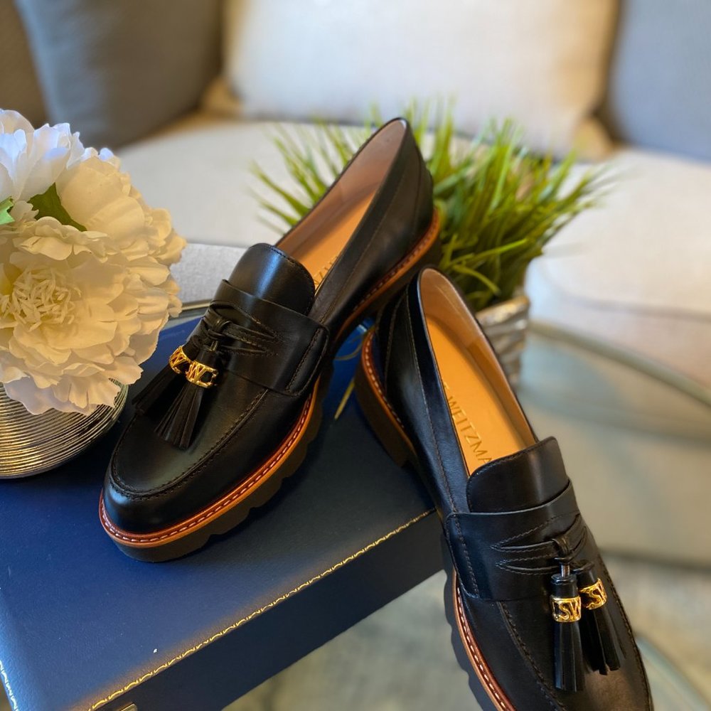 Stuart Weitzman Manilla Signature Loafer